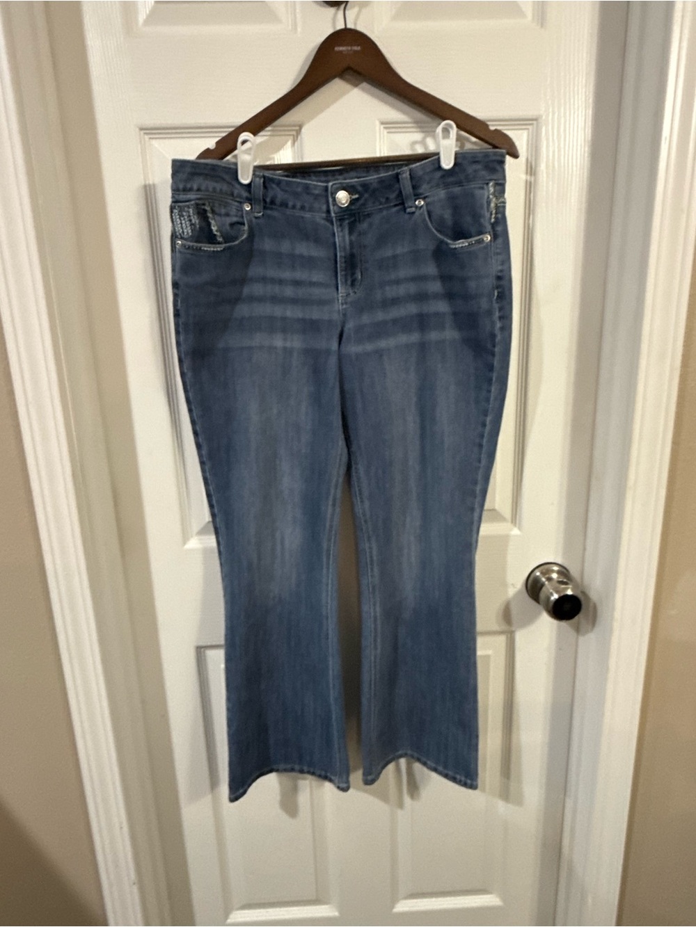 Maurices Women's Size 14 Short Boot Cut Denim Blue Jeans Embellished Pockets